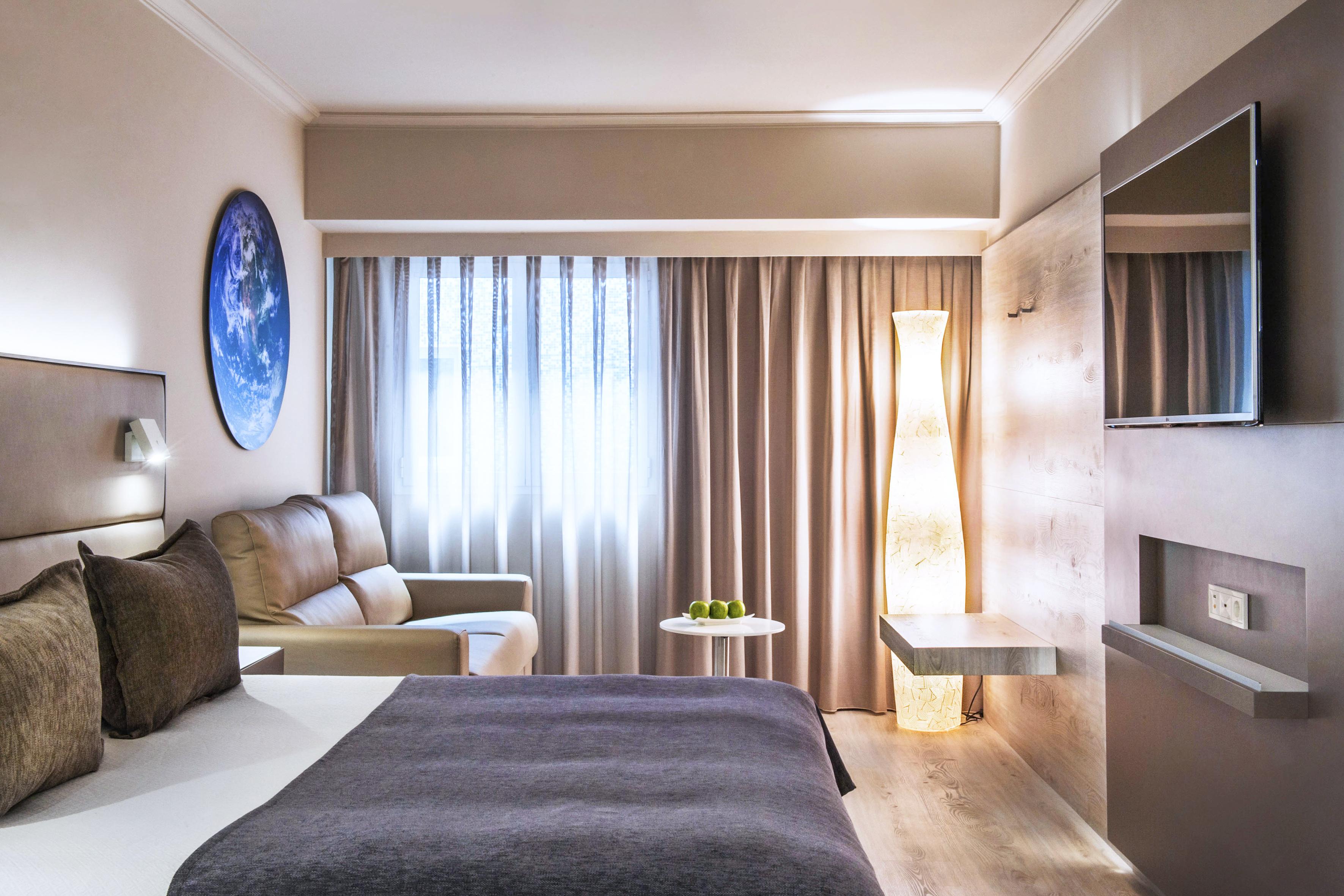 Salles Pere Iv 4* Barcelona