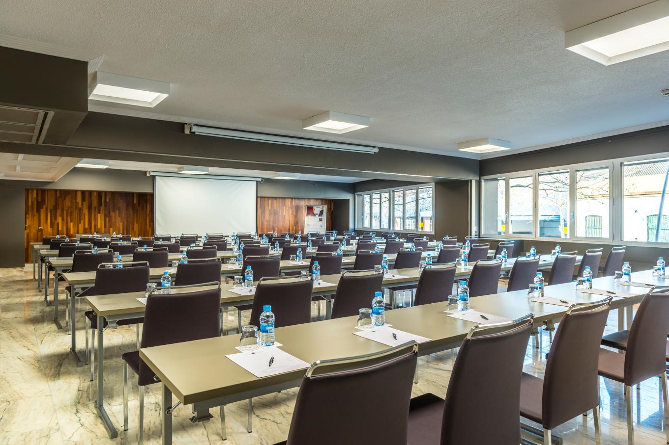 Salles Pere Iv Hotel 4*