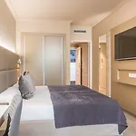 Salles Hotel Pere IV
